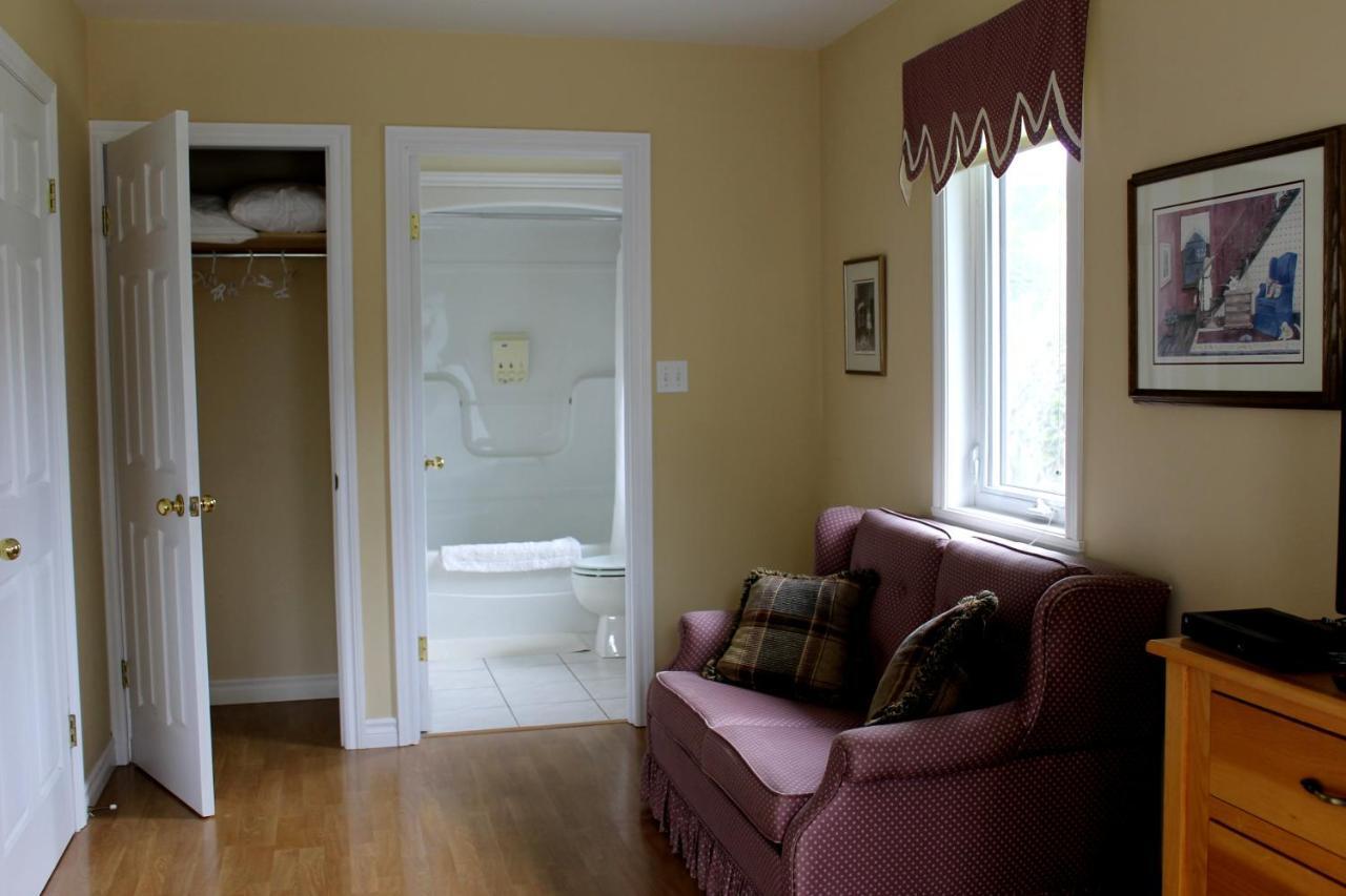 Mackenzie House B&B By Elevate Rooms Port Hawkesbury Exteriér fotografie